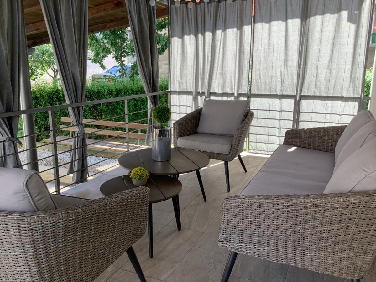 Apartman Studio Sonas 3 With Free Private Parking 卡尔洛瓦茨 外观 照片