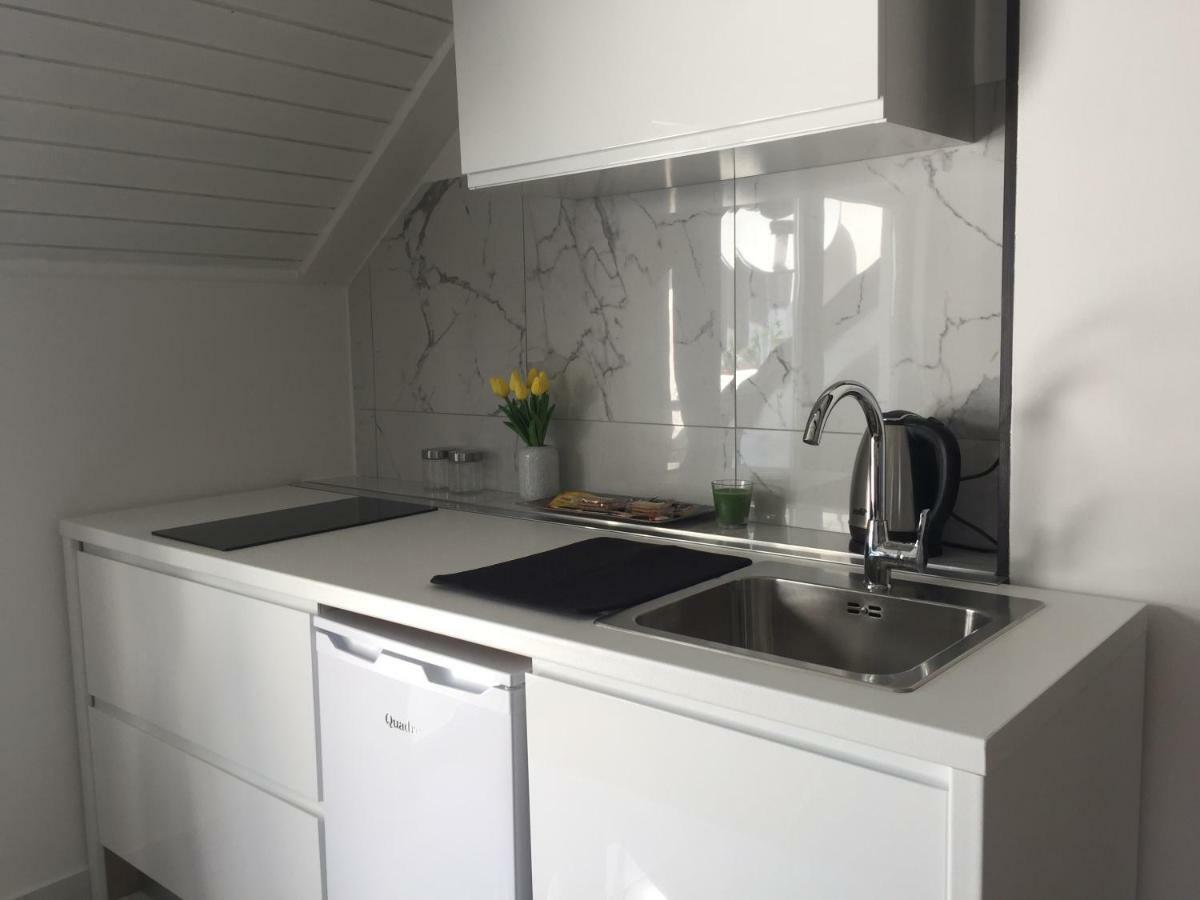 Apartman Studio Sonas 3 With Free Private Parking 卡尔洛瓦茨 外观 照片